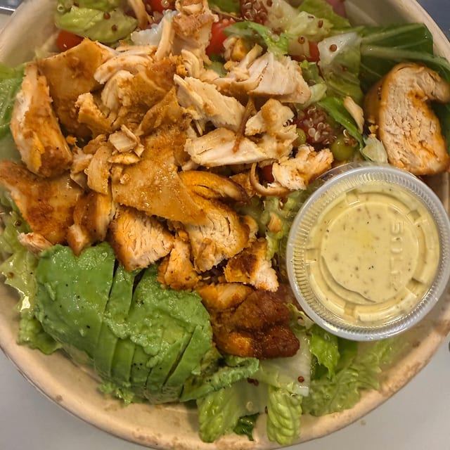 Maman Africa Salad.